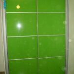 Frente corredera puertas en cristal lacado verde