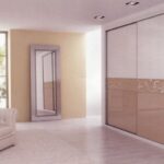 Armario de puertas correderas cristal lacado blanco y moca