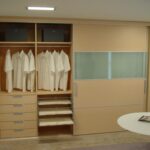 Interior de armario melamina maple 19 mm con canteado pvc