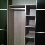 Interior de armario oregón indico de 19 mm canteado vpc