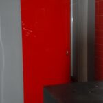 Puerta corredera de cristal templado en color