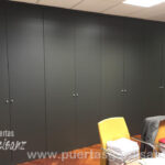 Frente de armario abatible melamina gris