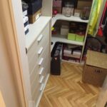 Interior abuhardillado